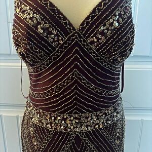 Elegant Burgundy Sequin Dress